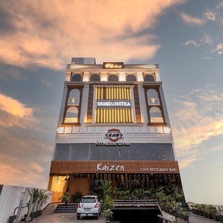 Grand Luxotica By Dls Hotels Dehradun Ngoại thất bức ảnh