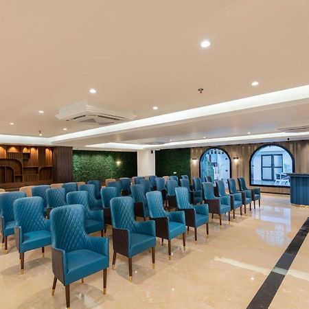 Grand Luxotica By Dls Hotels Dehradun Ngoại thất bức ảnh