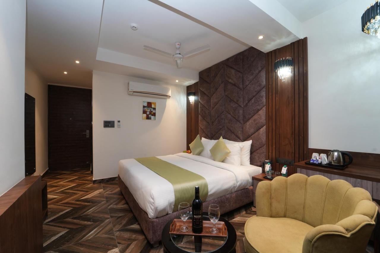 Grand Luxotica By Dls Hotels Dehradun Ngoại thất bức ảnh