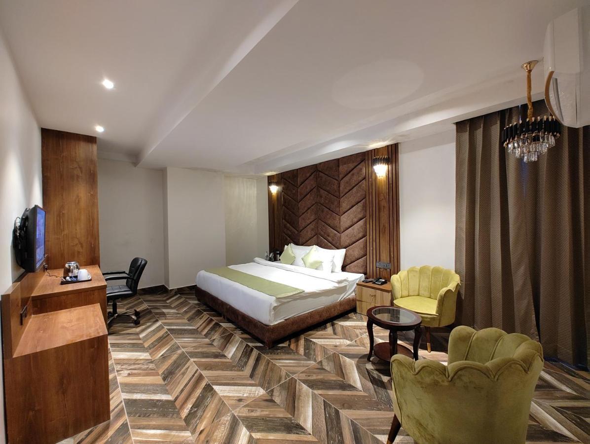 Grand Luxotica By Dls Hotels Dehradun Ngoại thất bức ảnh