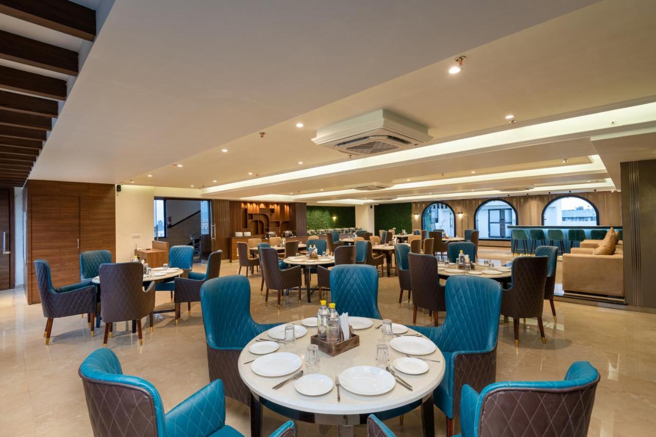 Grand Luxotica By Dls Hotels Dehradun Ngoại thất bức ảnh