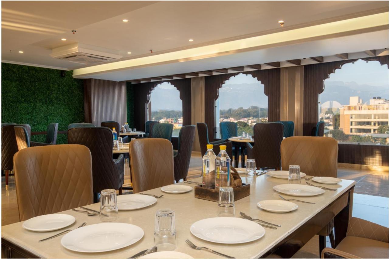 Grand Luxotica By Dls Hotels Dehradun Ngoại thất bức ảnh