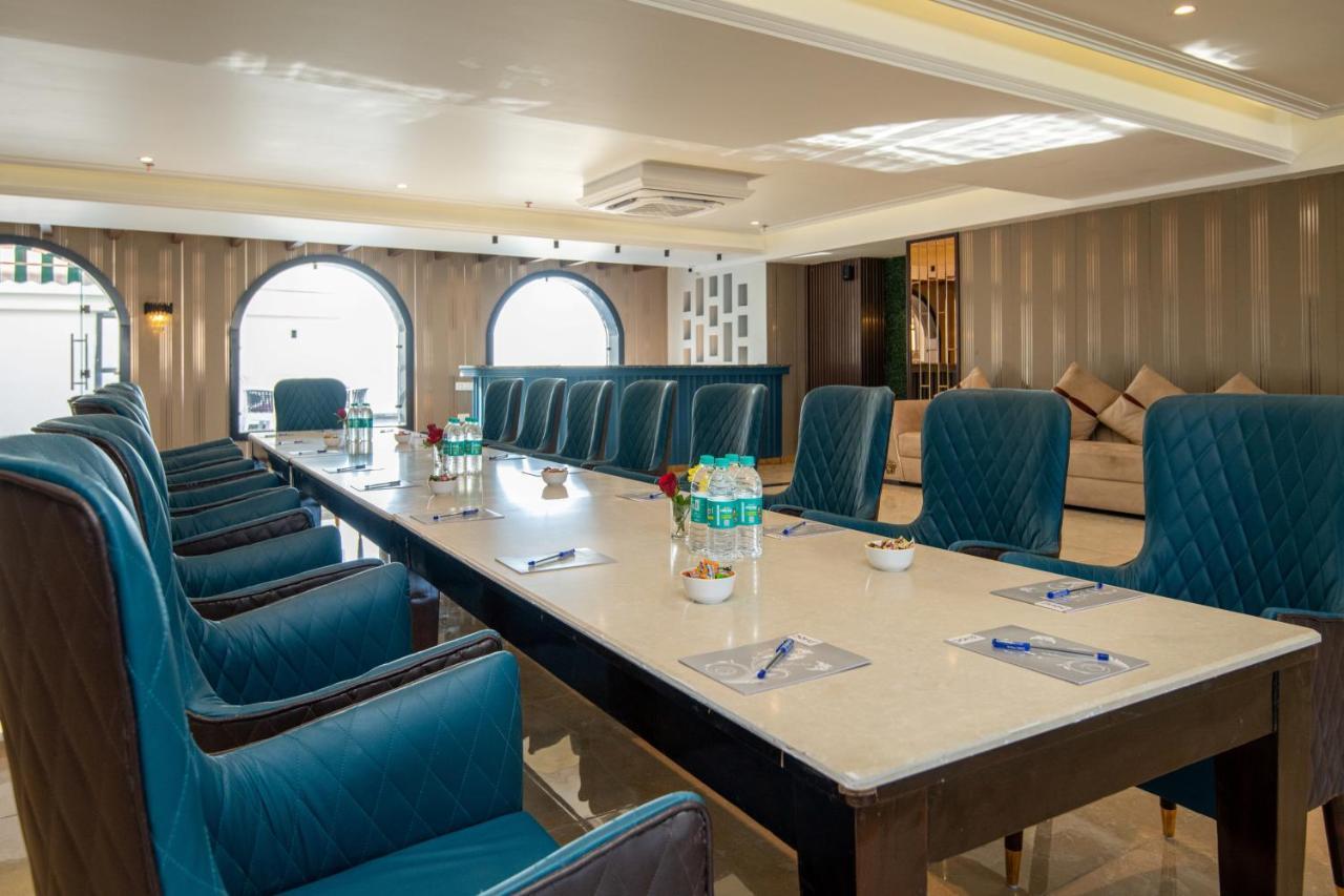 Grand Luxotica By Dls Hotels Dehradun Ngoại thất bức ảnh