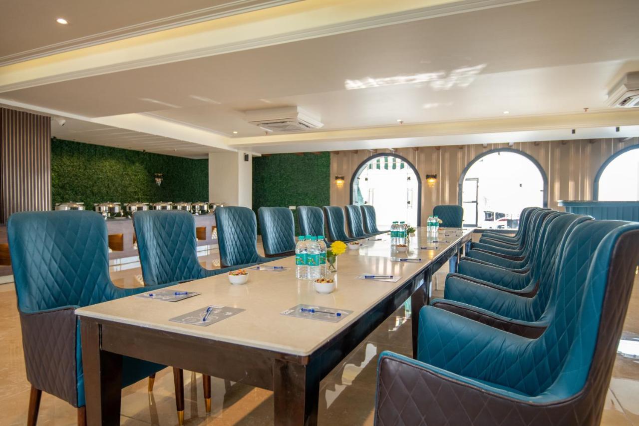 Grand Luxotica By Dls Hotels Dehradun Ngoại thất bức ảnh